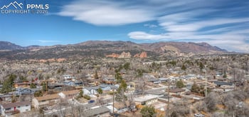 609 Pioneer Ln, Colorado Springs, CO 80904