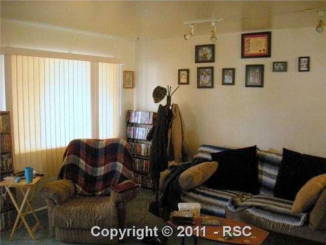 609 Zion Dr, Colorado Springs, CO 80910