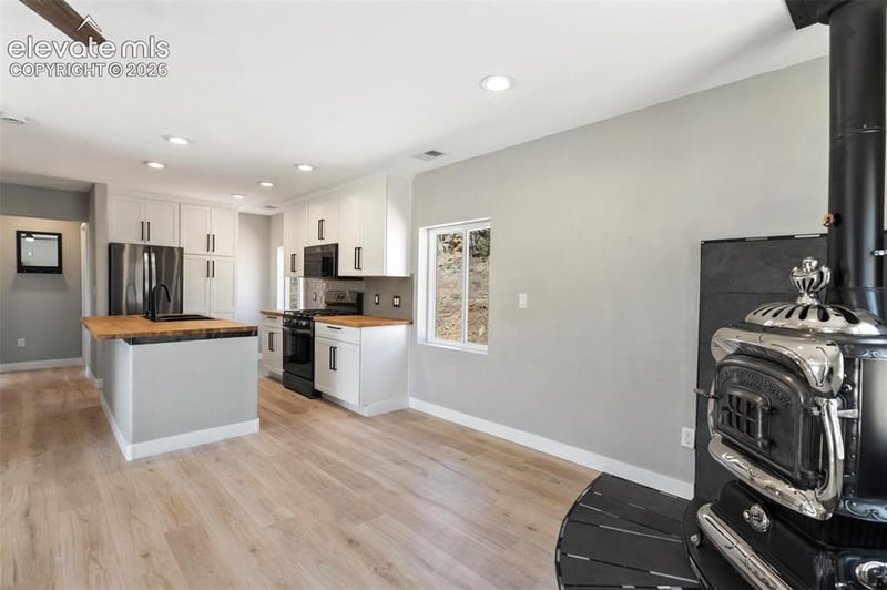 61 Garnet Ln, Lake George, CO 80827