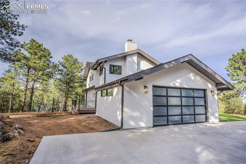 61 Upland Dr, Colorado Springs, CO 80906