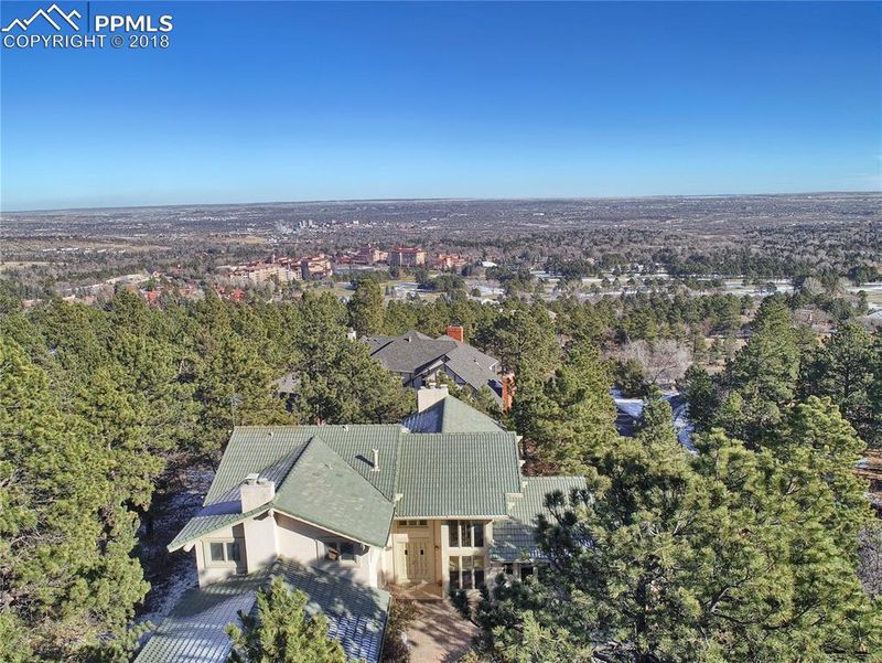 61 Upland Rd, Colorado Springs, CO 80906