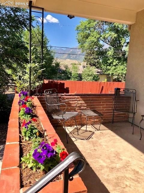 610 N 30th St, Colorado Springs, CO 80904