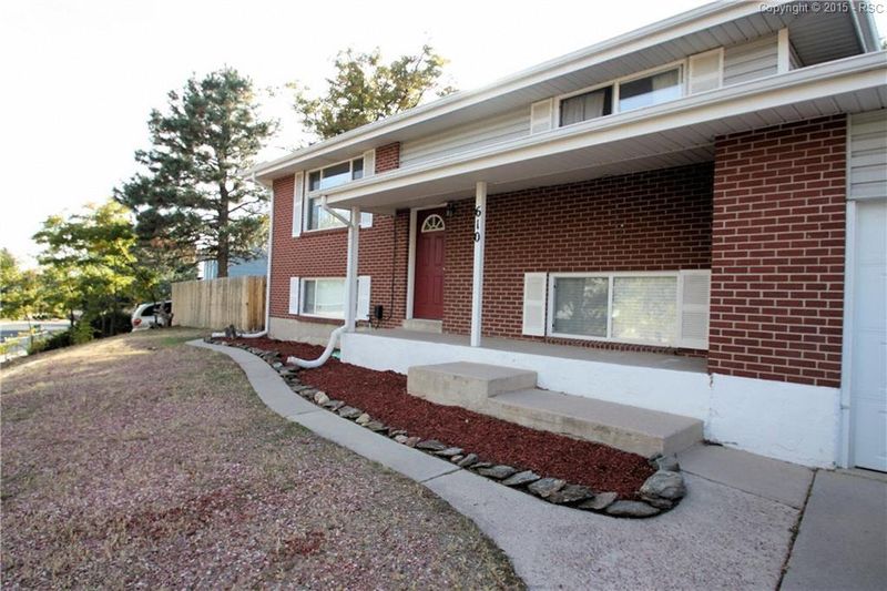 610 Potter Dr, Colorado Springs, CO 80909