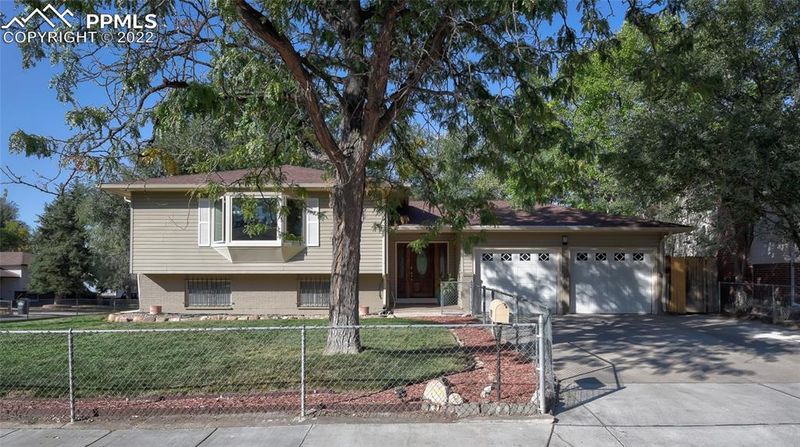610 Raemar Dr, Colorado Springs, CO 80911