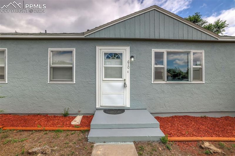 610 Stevens Ave, Colorado Springs, CO 80905
