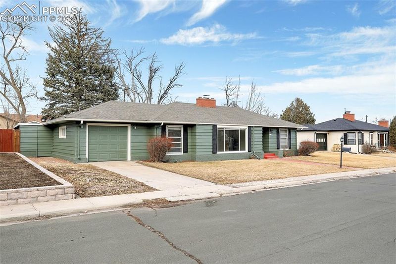 610 Three Eagles St, Colorado Springs, CO 80905