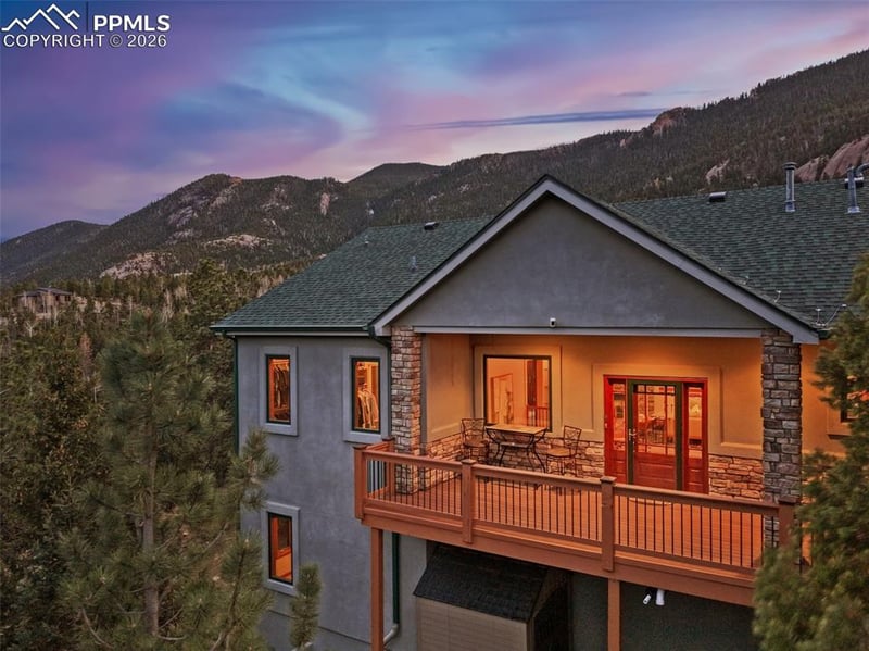 6104 Coffee Pot Rd, Manitou Springs, CO 80829