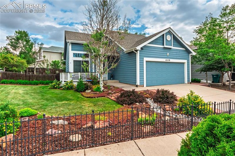 6108 Steed Way, Colorado Springs, CO 80922