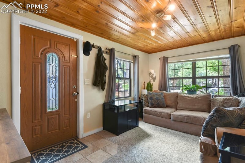 611 Alexander Rd, Colorado Springs, CO 80909