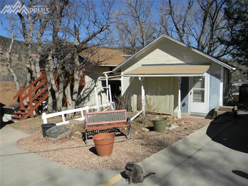 611 Manitou Ave, Manitou Springs, CO 80829