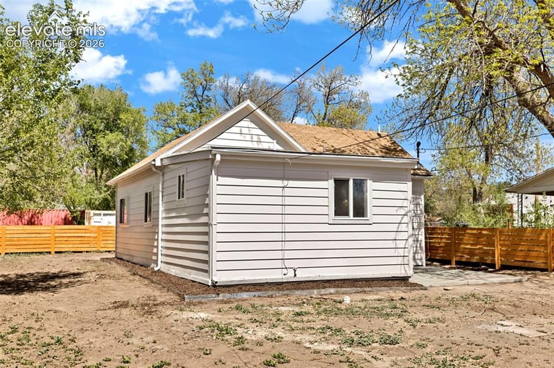 611 Maple St, Colorado Springs, CO 80903