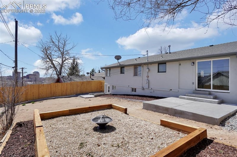 611 Skyline Ave, Colorado Springs, CO 80905