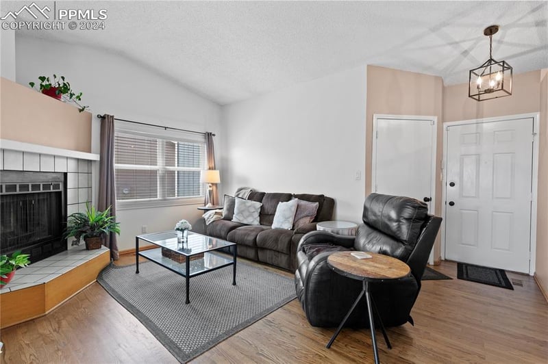 6116 Gunshot Pass Dr, Colorado Springs, CO 80917