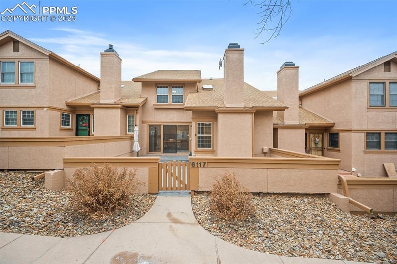 6117 Pine Hill Dr, Colorado Springs, CO 80918 | MLS# 6980382 | Great ...