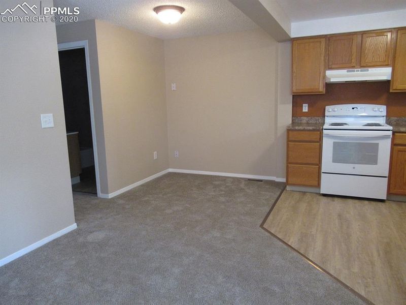 612 Bonfoy Ave, Colorado Springs, CO 80909