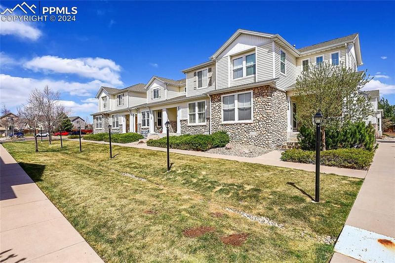 6122 Ensemble Hts, Colorado Springs, CO 80923