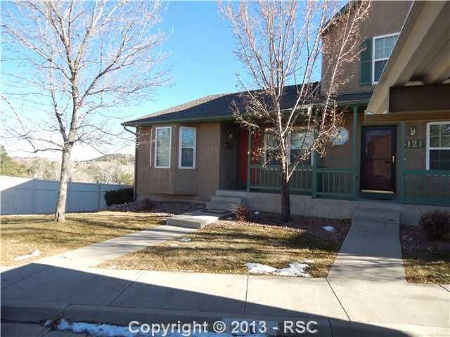 6125 Colony Cir, Colorado Springs, CO 80919