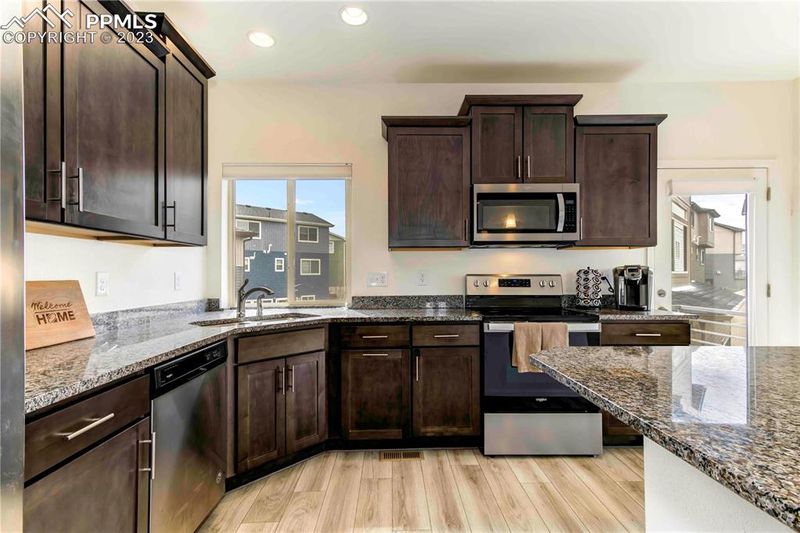 6137 Callan Dr, Colorado Springs, CO 80927
