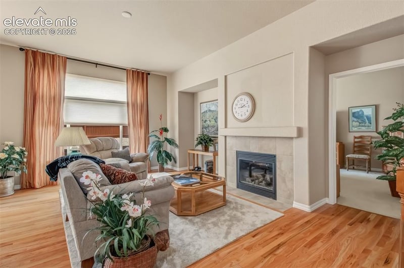 6137 Cumbre Vista Way, Colorado Springs, CO 80924