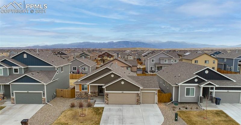 6138 Popper Dr, Colorado Springs, CO 80925