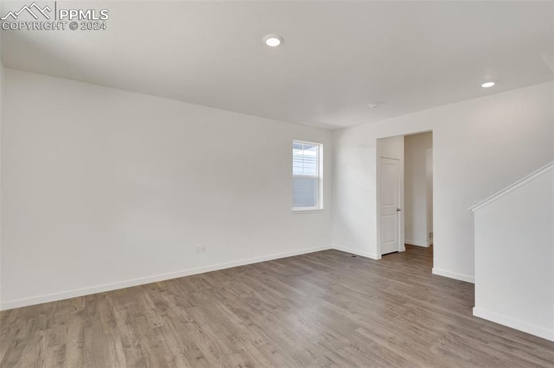 6139 Alpine Ridge Dr, Colorado Springs, CO 80925