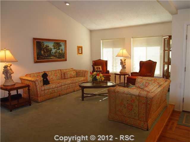614 Gilcrest Rd, Colorado Springs, CO 80906