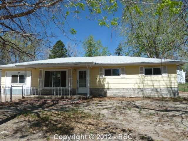 614 Hackberry Dr, Colorado Springs, CO 80911