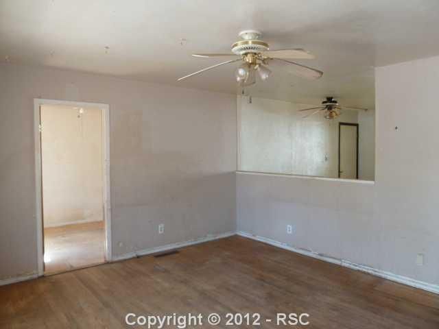 614 Hackberry Dr, Colorado Springs, CO 80911