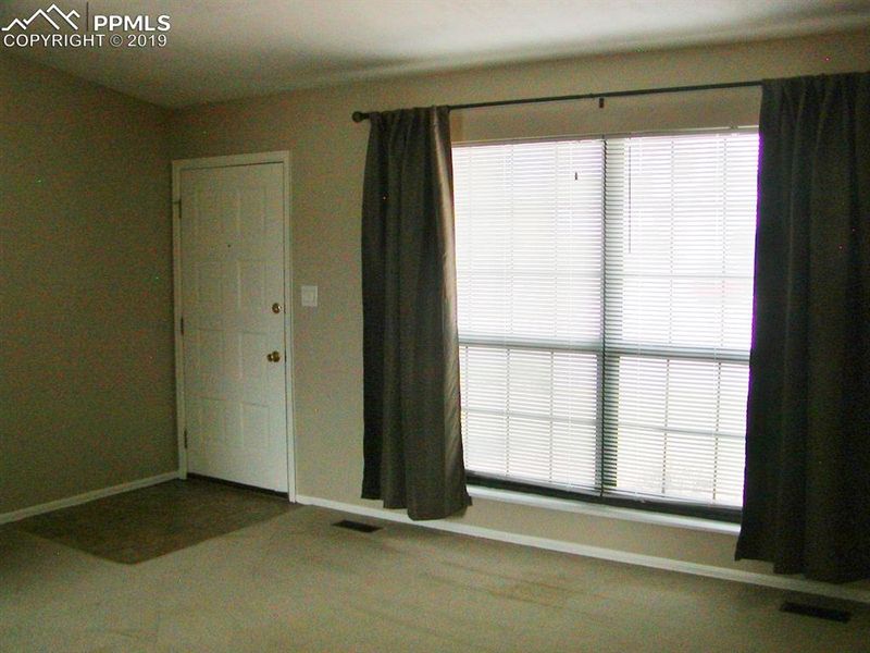6140 Vadle Ln, Colorado Springs, CO 80918