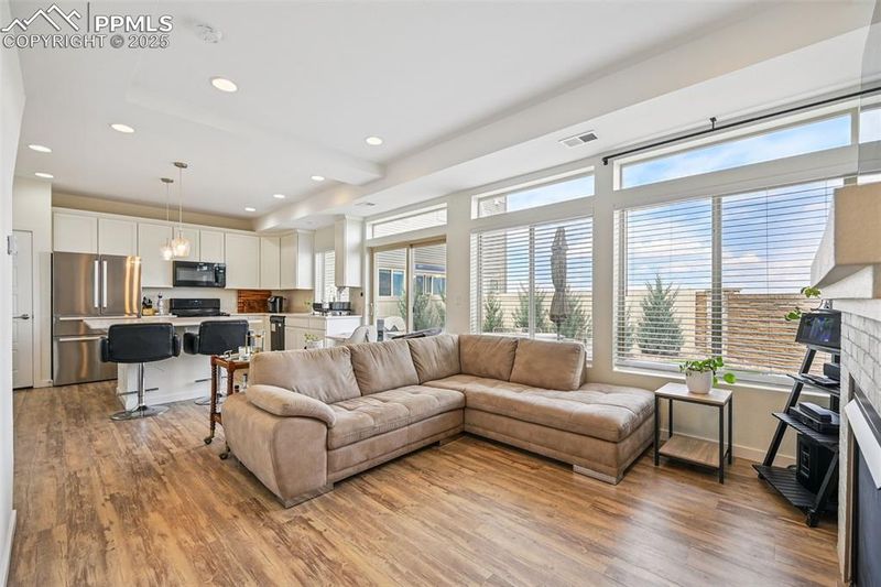 6141 Ashmore Ln, Colorado Springs, CO 80927