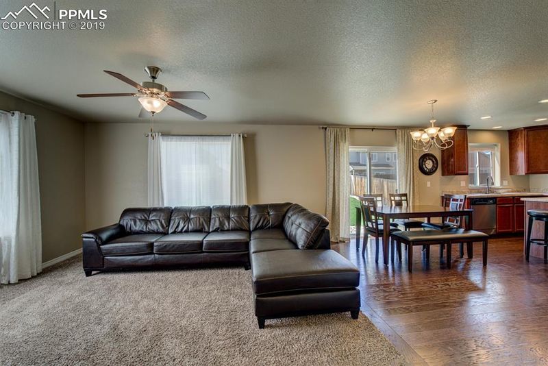 6142 Cast Iron Dr, Colorado Springs, CO 80925