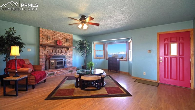 6145 La Costa Rd, Colorado Springs, CO 80927