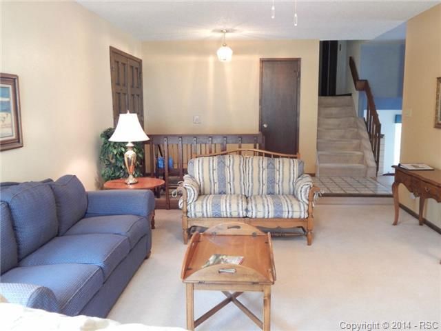 615 Blackhawk Dr, Colorado Springs, CO 80919