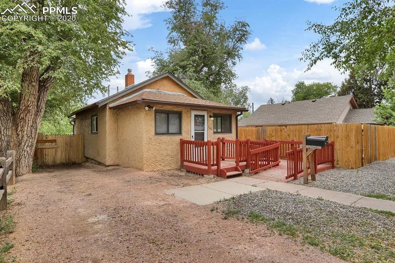 615 Cooper Ave, Colorado Springs, CO 80905