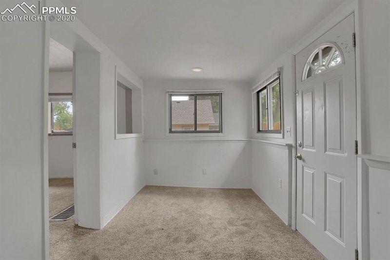 615 Cooper Ave, Colorado Springs, CO 80905