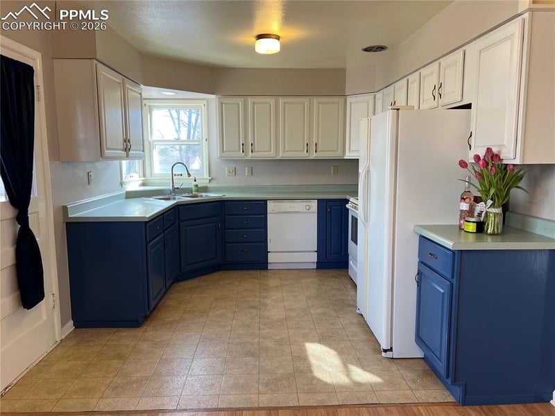 615 Echo Ln, Colorado Springs, CO 80904