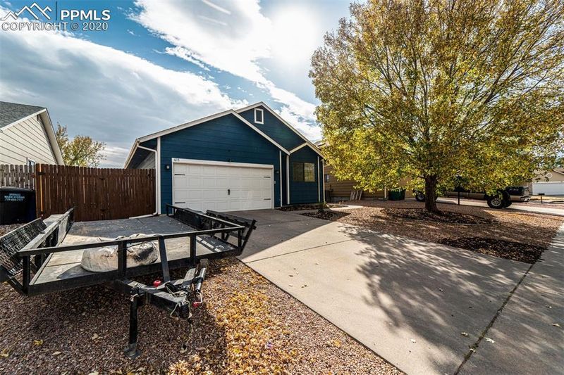 615 Upton Dr, Colorado Springs, CO 80911