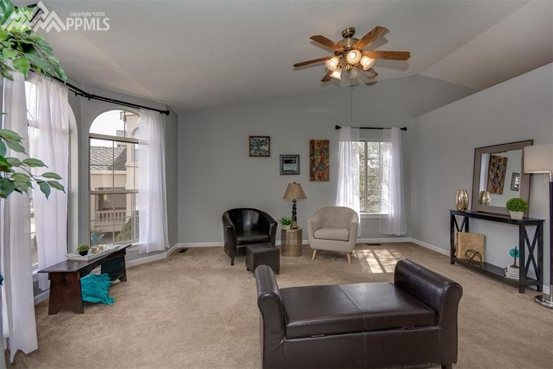 6150 Rabbitears Ct, Colorado Springs, CO 80919