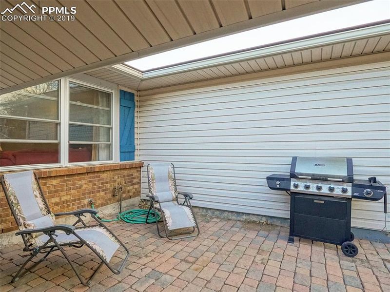 6150 Vadle Ln, Colorado Springs, CO 80918
