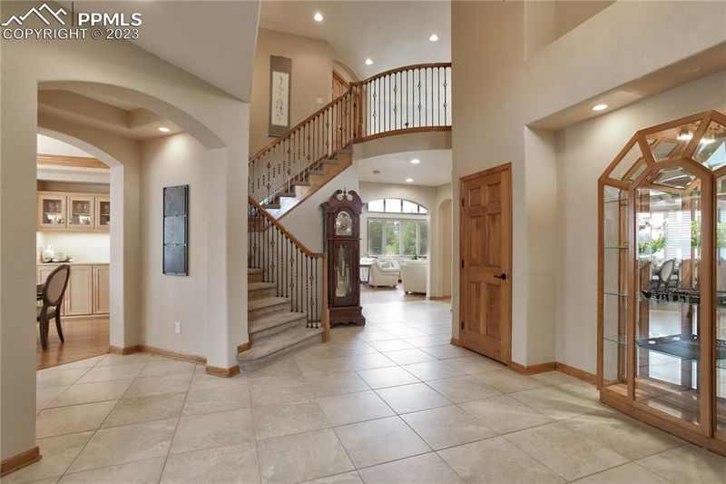 6152 S Mobile St, Centennial, CO 80016