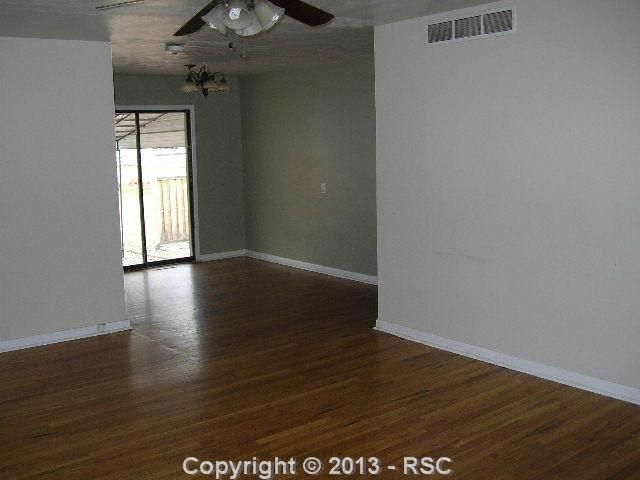 616 N 31st St, Colorado Springs, CO 80904
