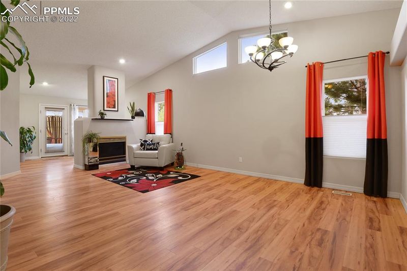 6160 Daylight Point, Colorado Springs, CO 80923