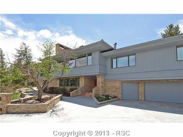 6160 S Pike Dr, Larkspur, CO 80118