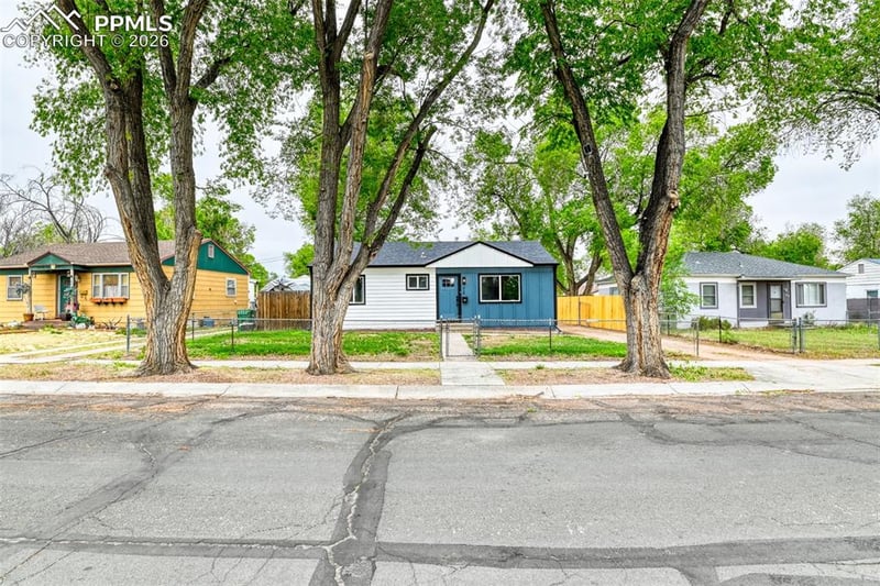 618 Saint Elmo Ave, Colorado Springs, CO 80905