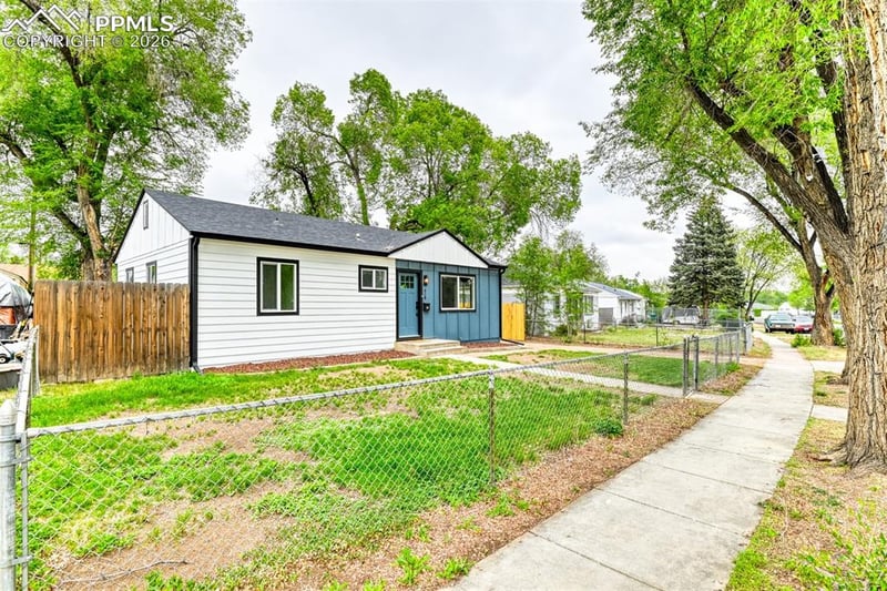 618 Saint Elmo Ave, Colorado Springs, CO 80905
