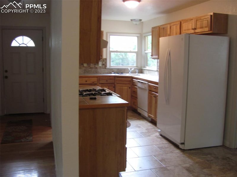 619 Echo Ln, Colorado Springs, CO 80904