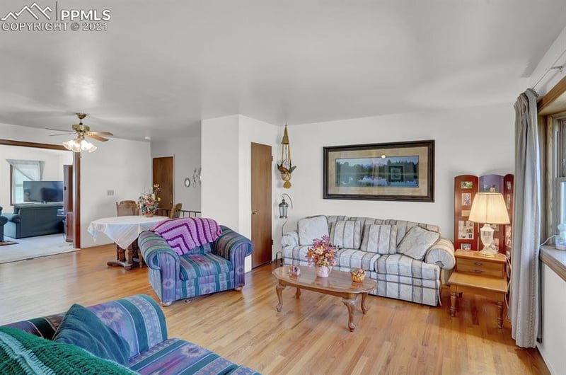 619 Lansing Dr, Colorado Springs, CO 80909