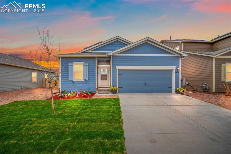 6190 Meadowbank Ln, Colorado Springs, CO 80925