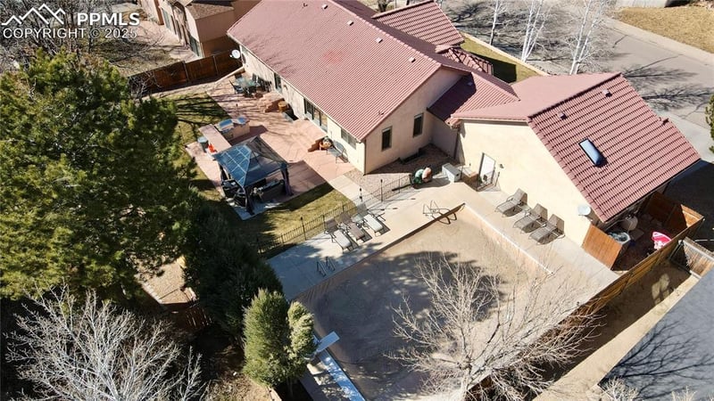 62 Ironweed Dr, Pueblo, CO 81001