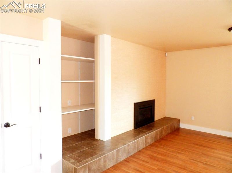 620 W Cheyenne Rd, Colorado Springs, CO 80906